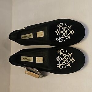 Grunland | NWT Women's Black Velveteen Embroidered Silver Slip-On Loafer Sz 6.5